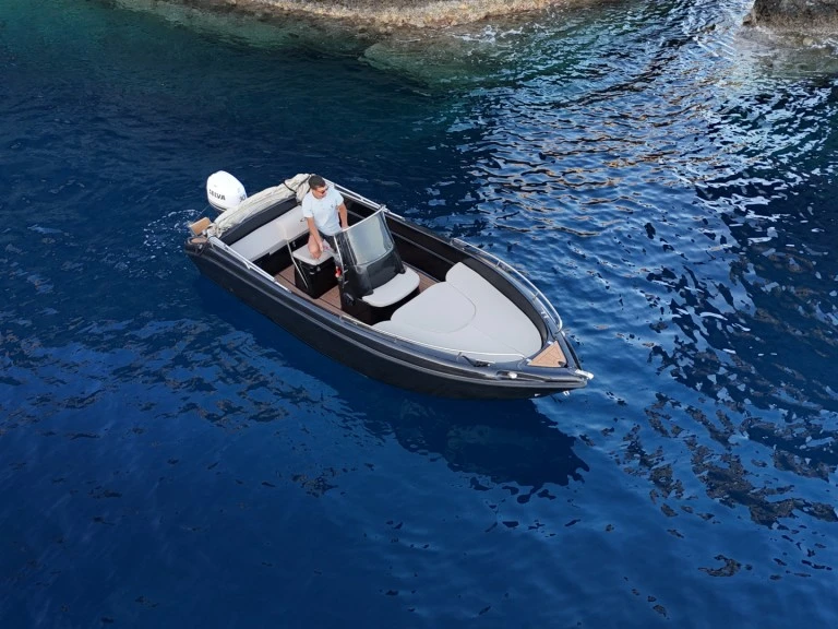 Bareboat Rental Motorboat Poseidon with a boat licence