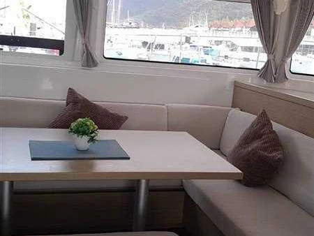 Yacht charter Eden Island cheap Lagoon 46