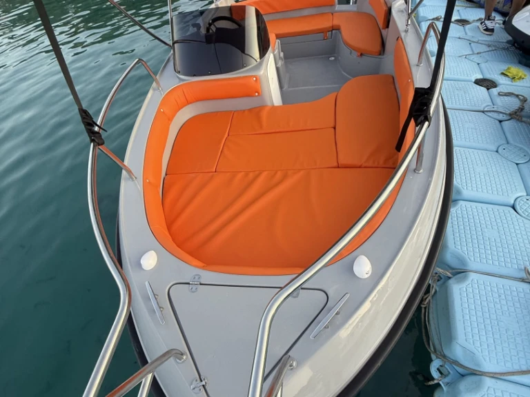 Yacht charter Pula cheap Luka