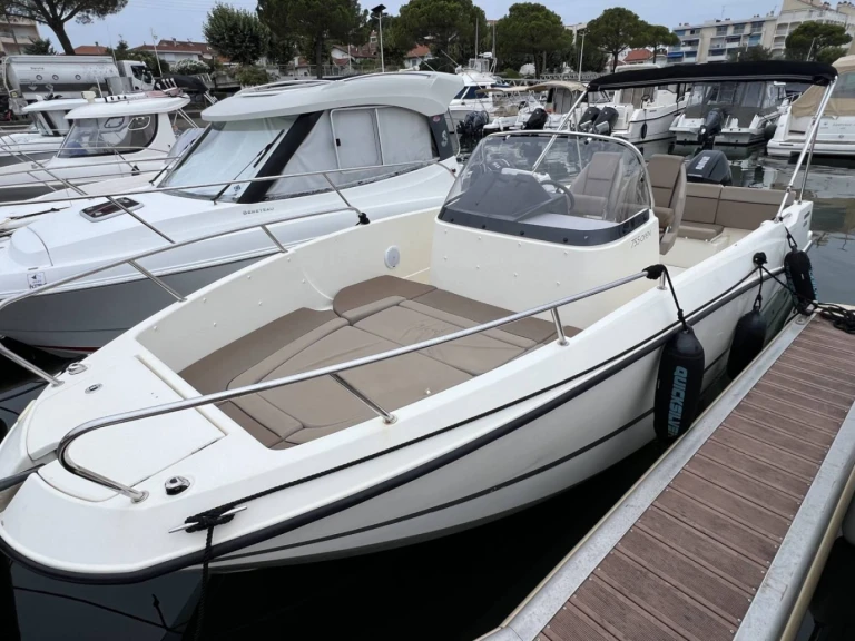 Quicksilver Activ 755 Open charter bareboat or captained in  Mandelieu-la-Napoule