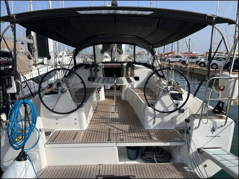 Yacht charter Gouvia cheap Sun Odyssey 380