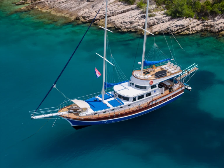 Sailboat rental with or without captain Custom Made Omiš