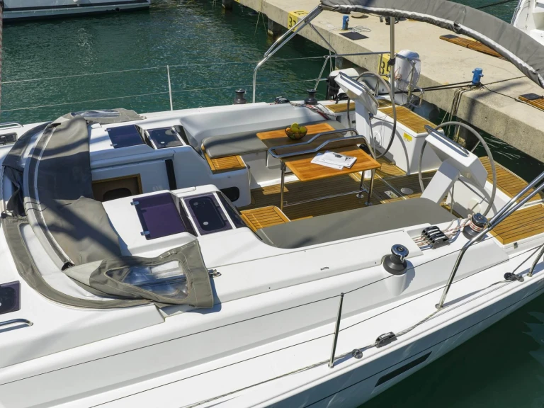 Hanse Hanse 455 in Komolac on SamBoat