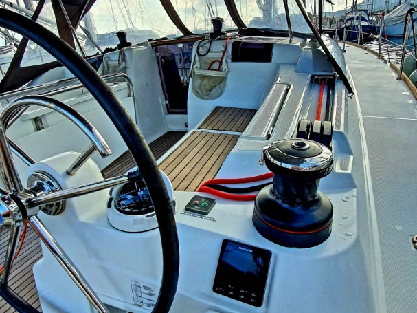 Yacht charter Piso Livadi cheap Sun Odyssey 449