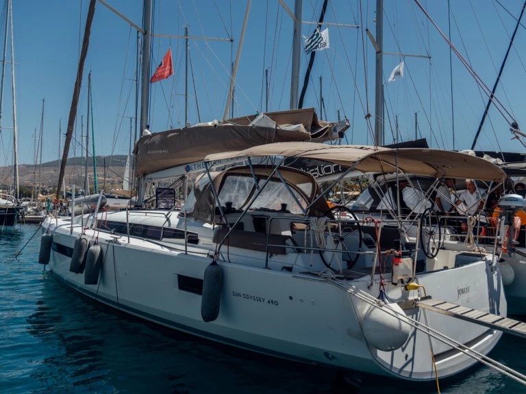 Yacht charter Néa Péramos cheap Sun Odyssey 490