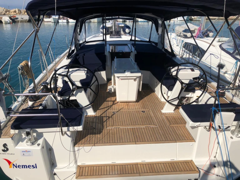 Sailboat rental in Castellammare del Golfo - Bénéteau Oceanis 46.1