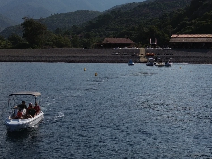 ROTO 450s Family in Serriera on SamBoat
