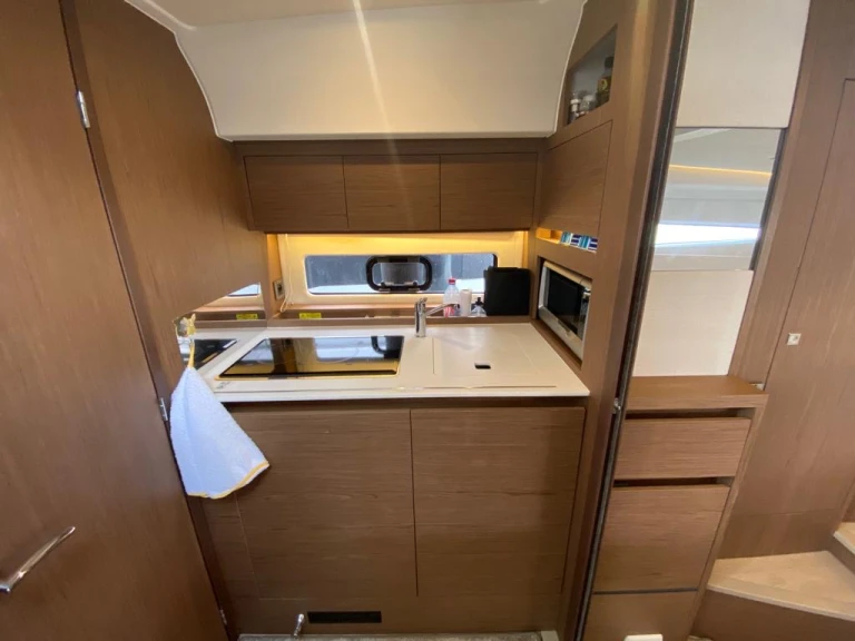 Motorboat for rent Port des Marines de Cogolin at the best price