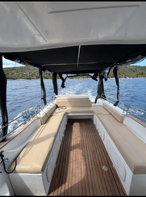 Rent a Sea Thunder 9 Bakan Hvar