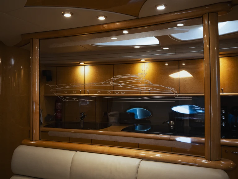 Sunseeker Predator 75 in Palma de Mallorca on SamBoat