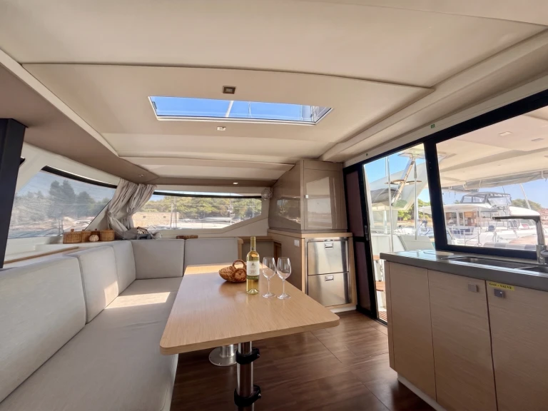 Fountaine Pajot Lucia 40 in Pula on SamBoat