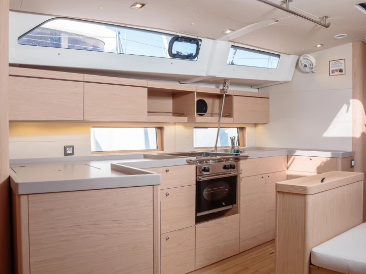 Sailboat for rent Castellammare del Golfo at the best price