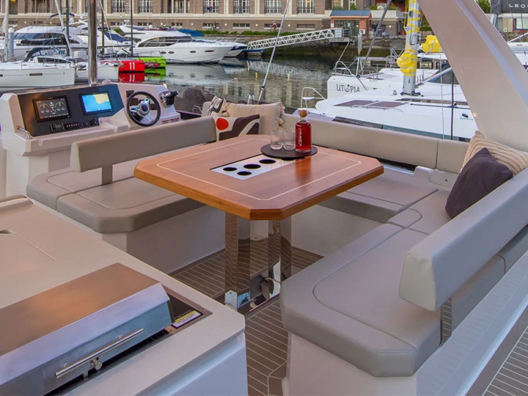 Motorboat rental with or without captain Leopard Road Town
