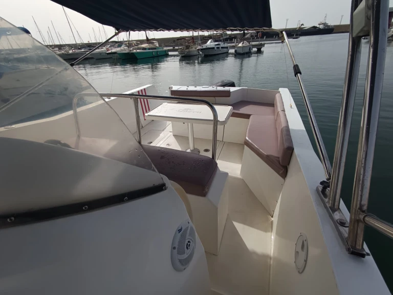 Boat rental Shiren Shiren 27 CC in Garrucha on Samboat