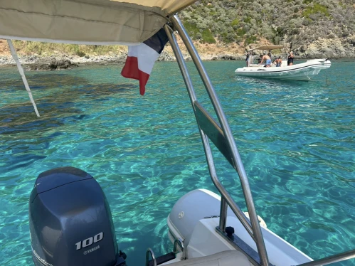 RIB rental in Cavalaire-sur-Mer - Capelli Tempest 570