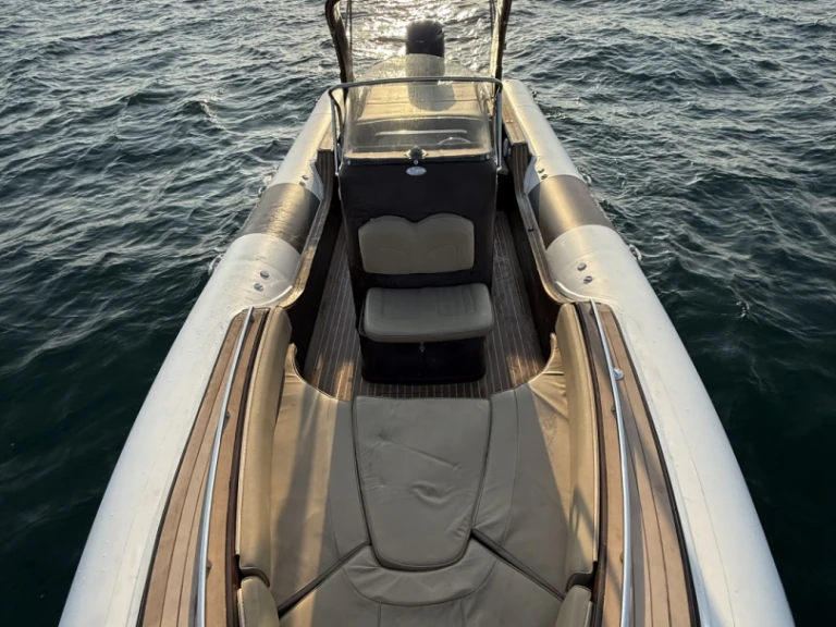 Bareboat Rental RIB Wimbi Boats with a boat licence
