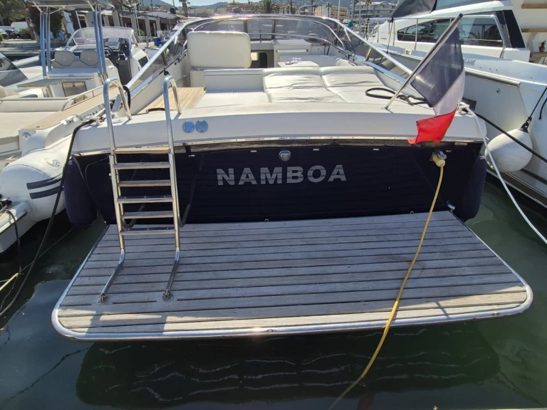 Itama 40 in Port Grimaud on SamBoat