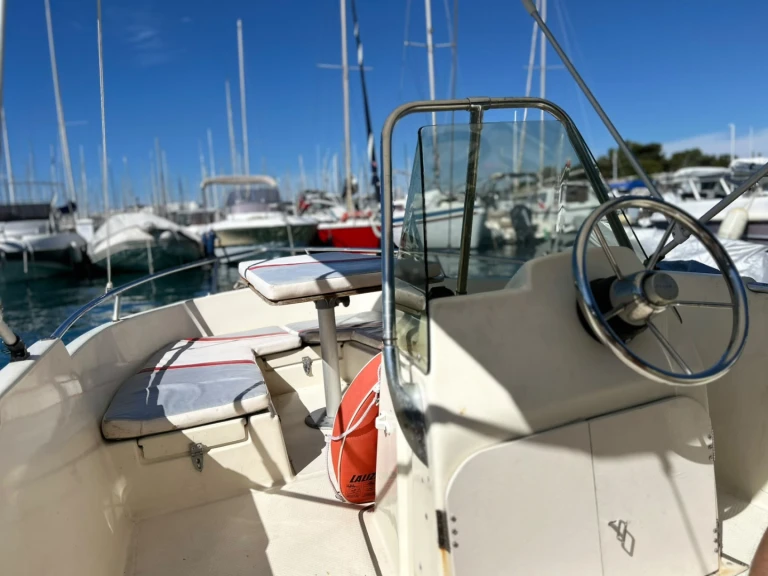 Yacht charter Antibes cheap Ultra 405