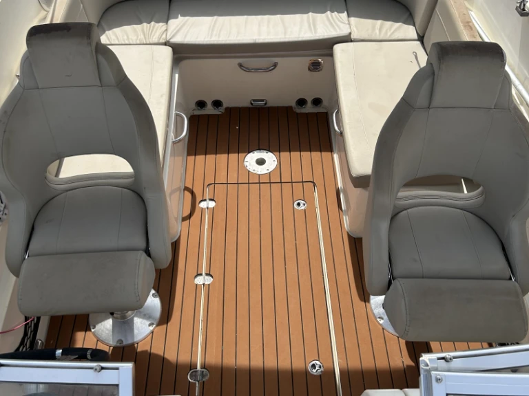 Motorboat rental with or without captain Quicksilver Meaux