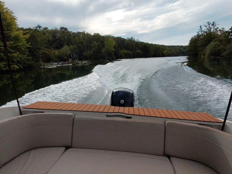 Quicksilver Activ 645 Cabin charter bareboat or captained in  Meaux