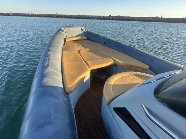 Boat rental Lomac Adrenalina 8.5 in Palavas-les-Flots on Samboat