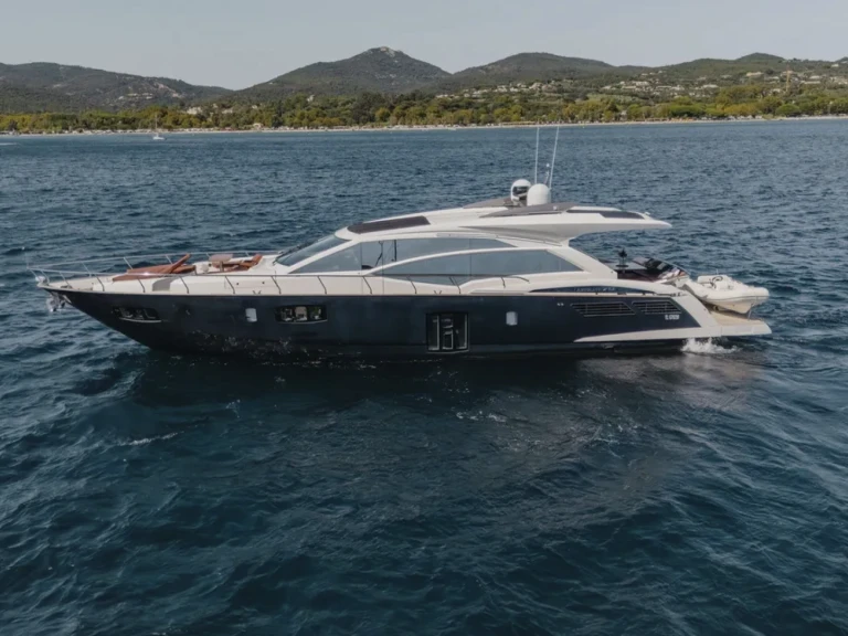 Luxury Yacht rental with or without captain Princess Port des Marines de Cogolin