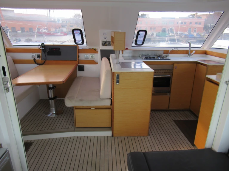 Bareboat Rental Catamaran Nautitech with a boat licence