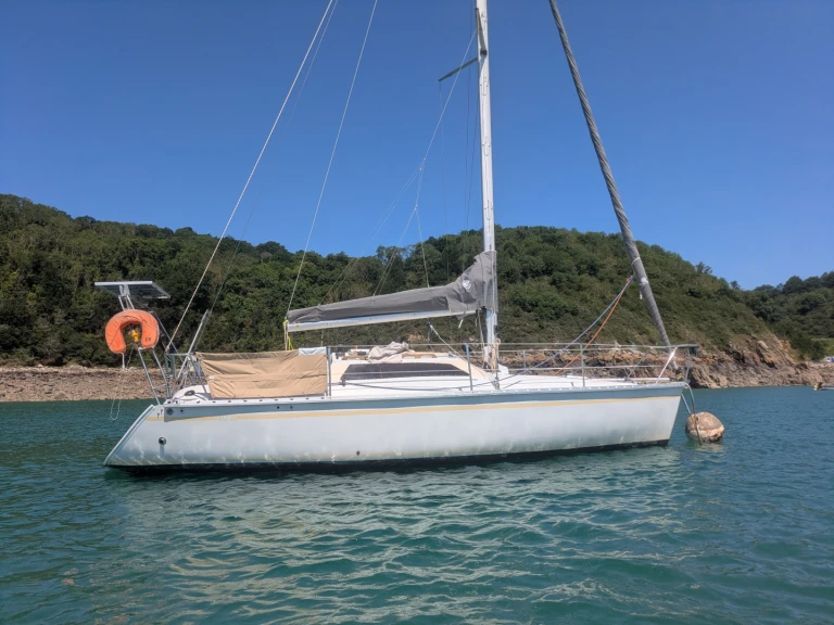 Yacht charter Plévenon cheap Kelt 29 DI