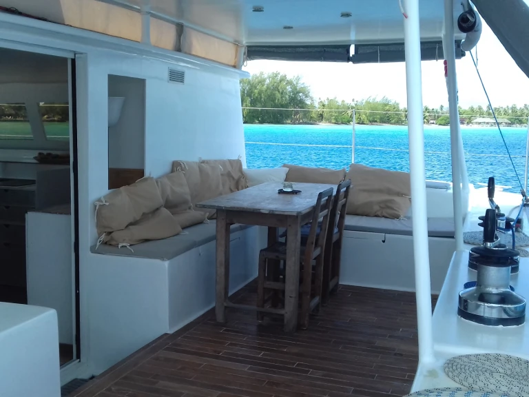 Boat rental Looping50 Looping50 in France on Samboat