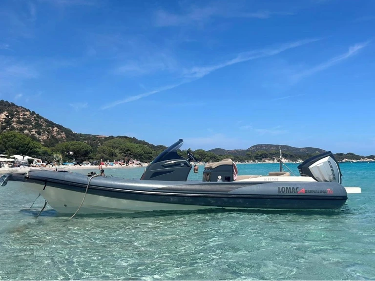 Boat rental Lomac Adrenalina 7.0 in Golfe de Pinarellu on Samboat