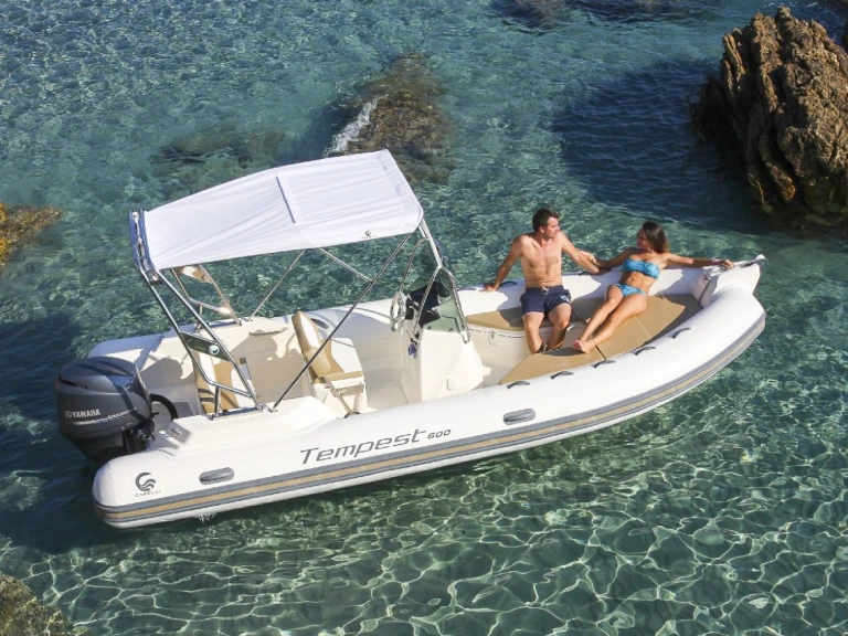 Boat rental Capelli Tempest 600 in Port de Pollença on Samboat