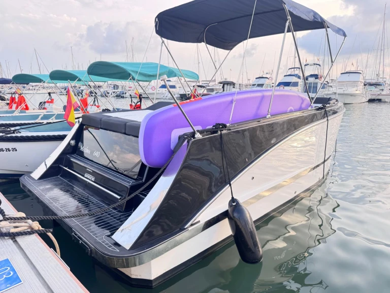 Maxima Boats 640 in Cambrils on SamBoat
