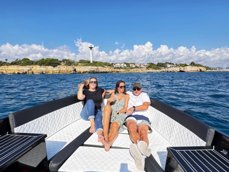 Rent a Maxima Boats 640 Cambrils