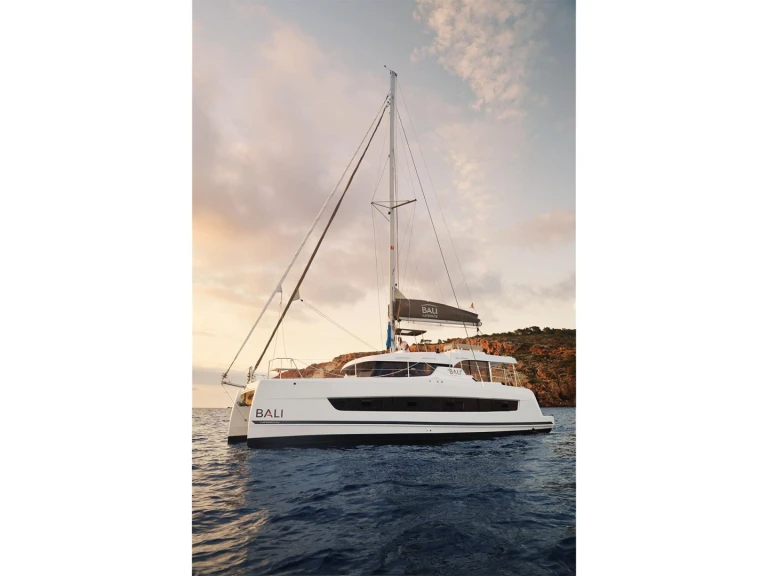 Bareboat Rental Catamaran Bali with a boat licence