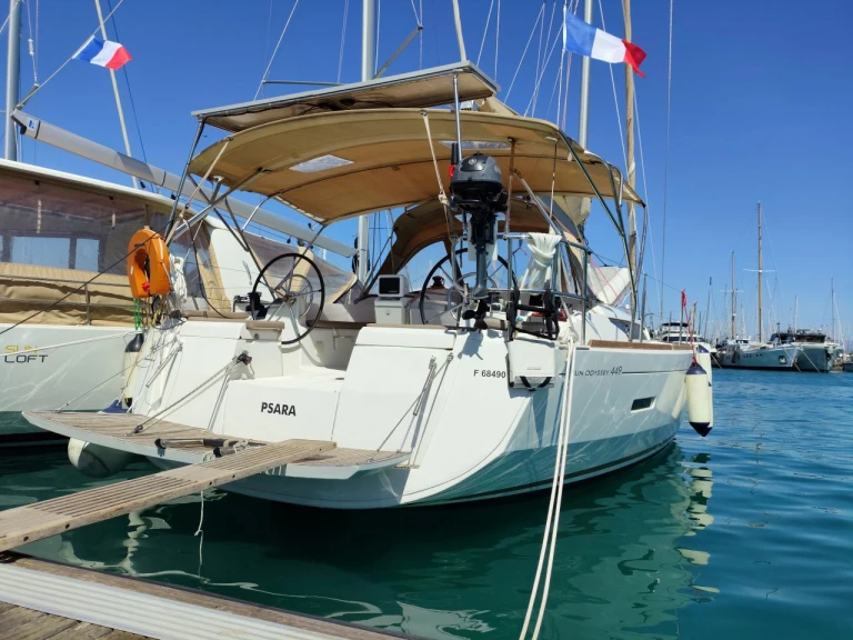 Boat rental Jeanneau Sun Odyssey 449 in Lefkáda on Samboat