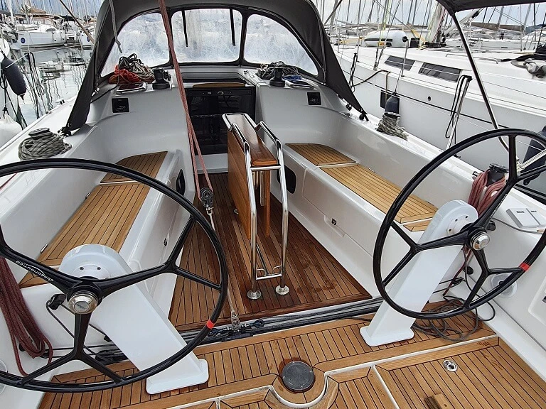 Yacht charter Biograd na Moru cheap Dehler 38