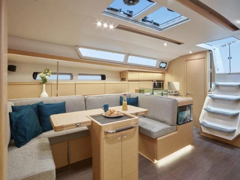 Boat rental Jeanneau Sun Odyssey 449 in Gouvia on Samboat