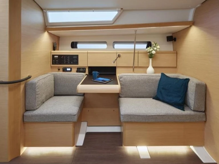 Sailboat rental with or without captain Jeanneau Gouvia