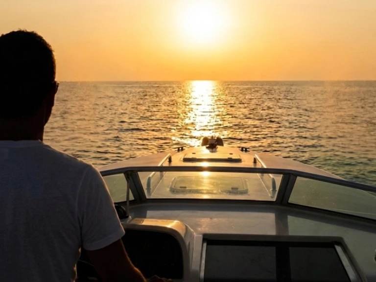 Bareboat Rental Motorboat Italcraft with a boat licence