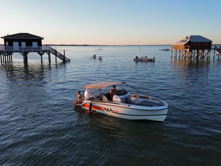 Boat rental BMA BMA X199 in Arcachon on Samboat