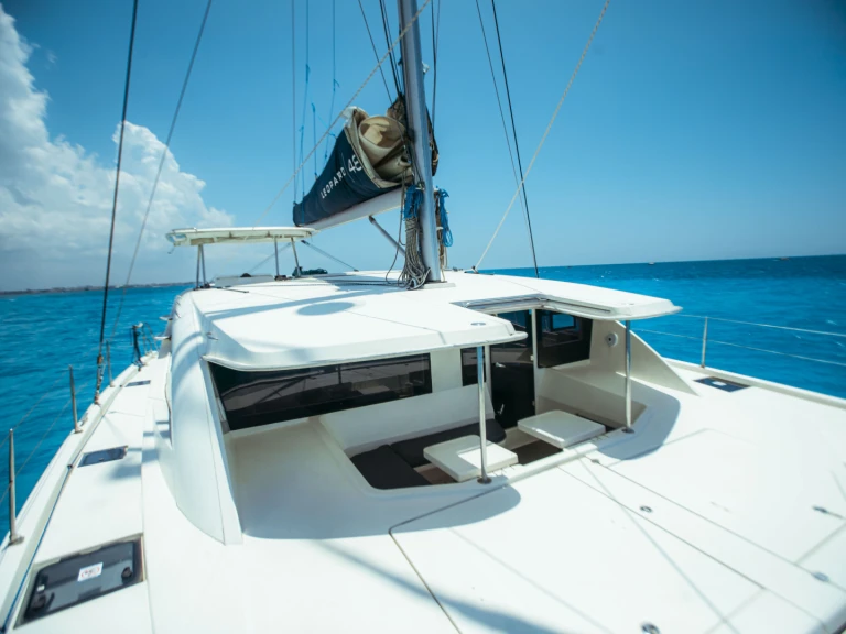 Catamaran for rent Zanzibar at the best price