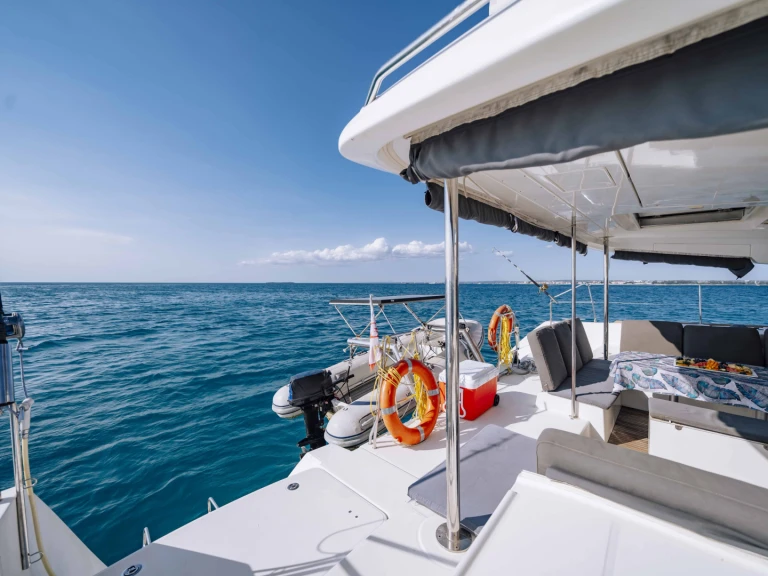 Lagoon Lagoon 450 F in Zanzibar on SamBoat