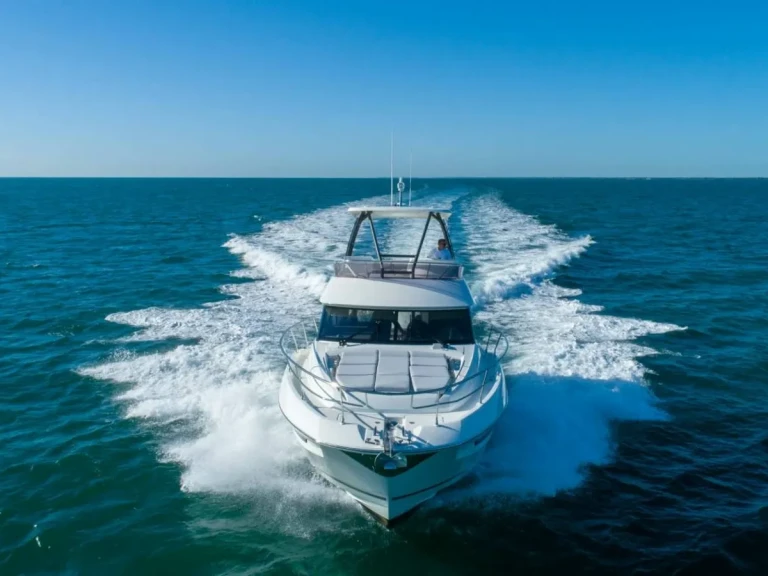 Motorboat rental with or without captain Sunseeker Zanzibar