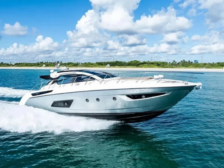 Motorboat for rent City of Cape Town at the best price