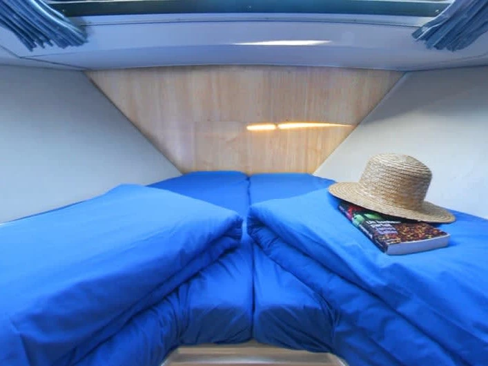 Motorboat rental in Saint-Gilles du Gard - Le Boat Caprice