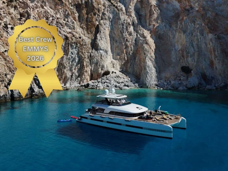 Bareboat Rental Luxury Yacht Lagoon with a boat licence