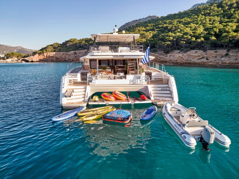 Luxury Yacht rental with or without captain Fountaine Pajot Athens