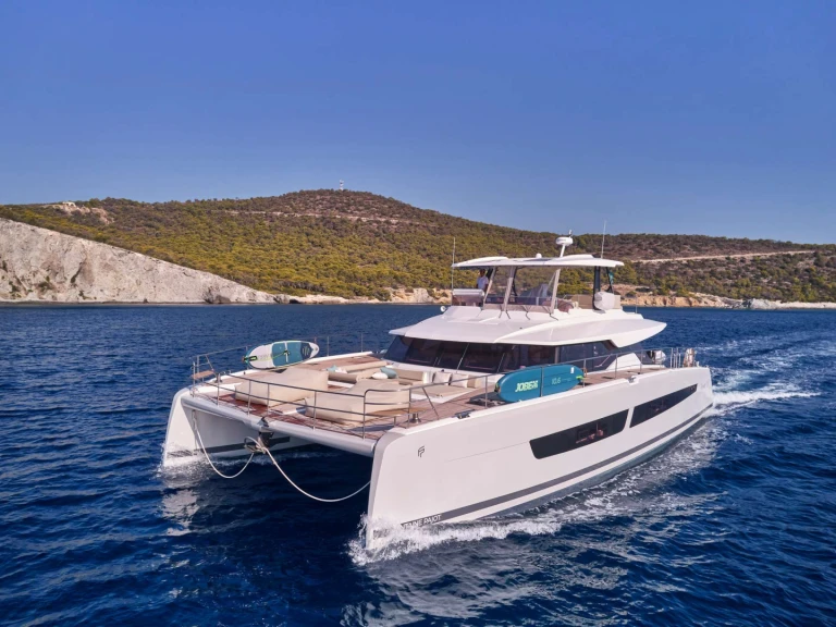 Luxury Yacht for rent Athens at the best price