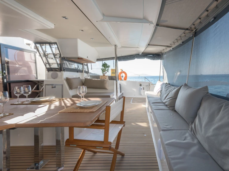Fountaine Pajot PI 2 in Athens on SamBoat