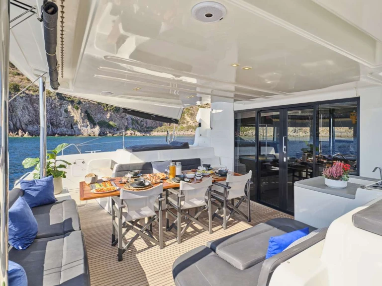 Luxury Yacht rental in Athens - Lagoon ANDARE AVANTI